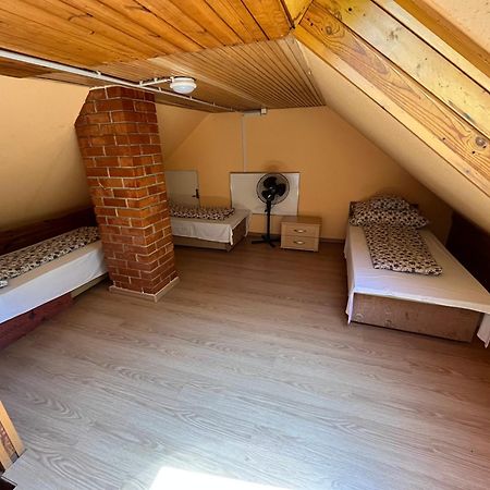 Tiszavirag Apartman Tiszakeszi エクステリア 写真