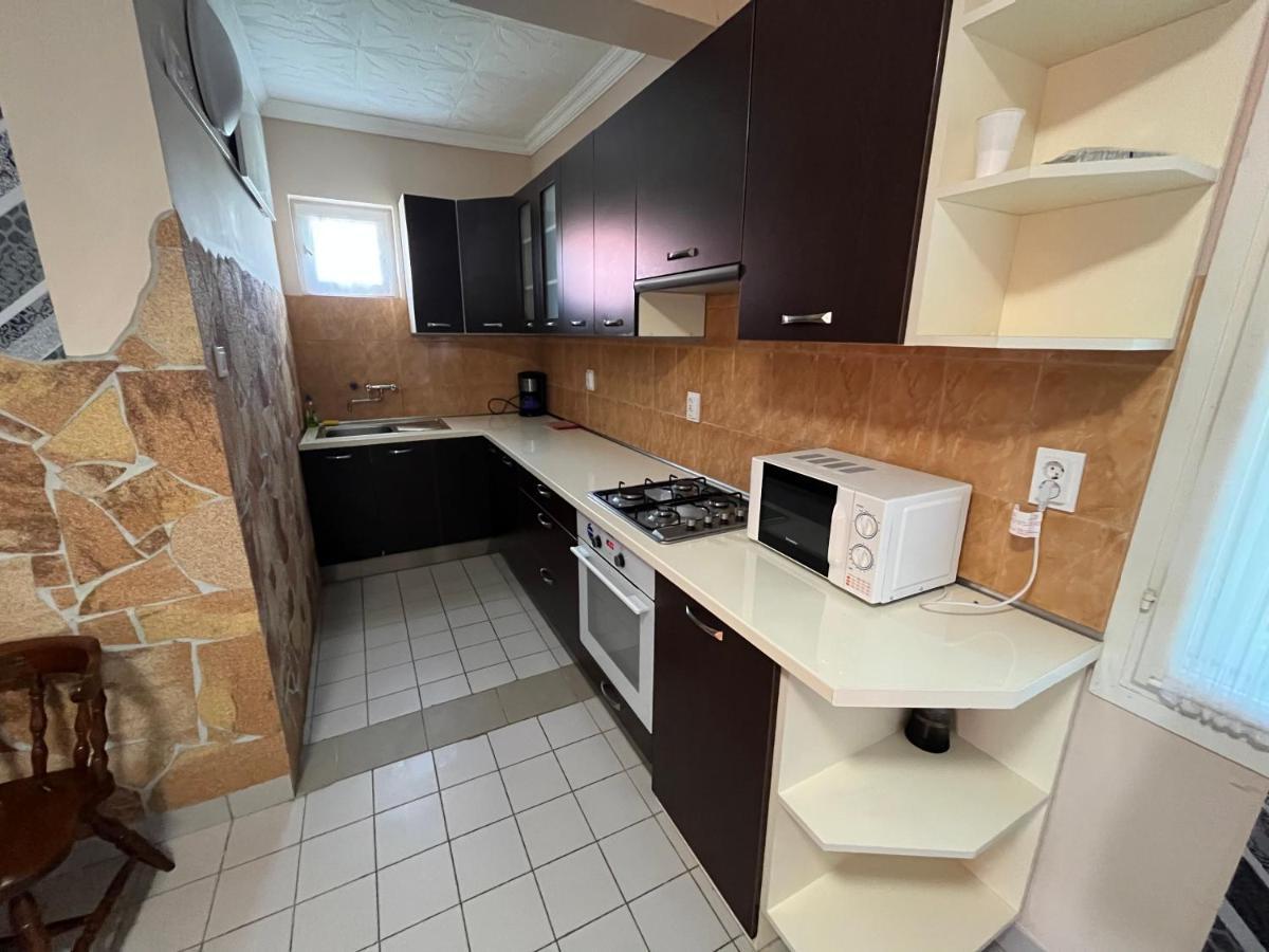 Tiszavirag Apartman Tiszakeszi エクステリア 写真