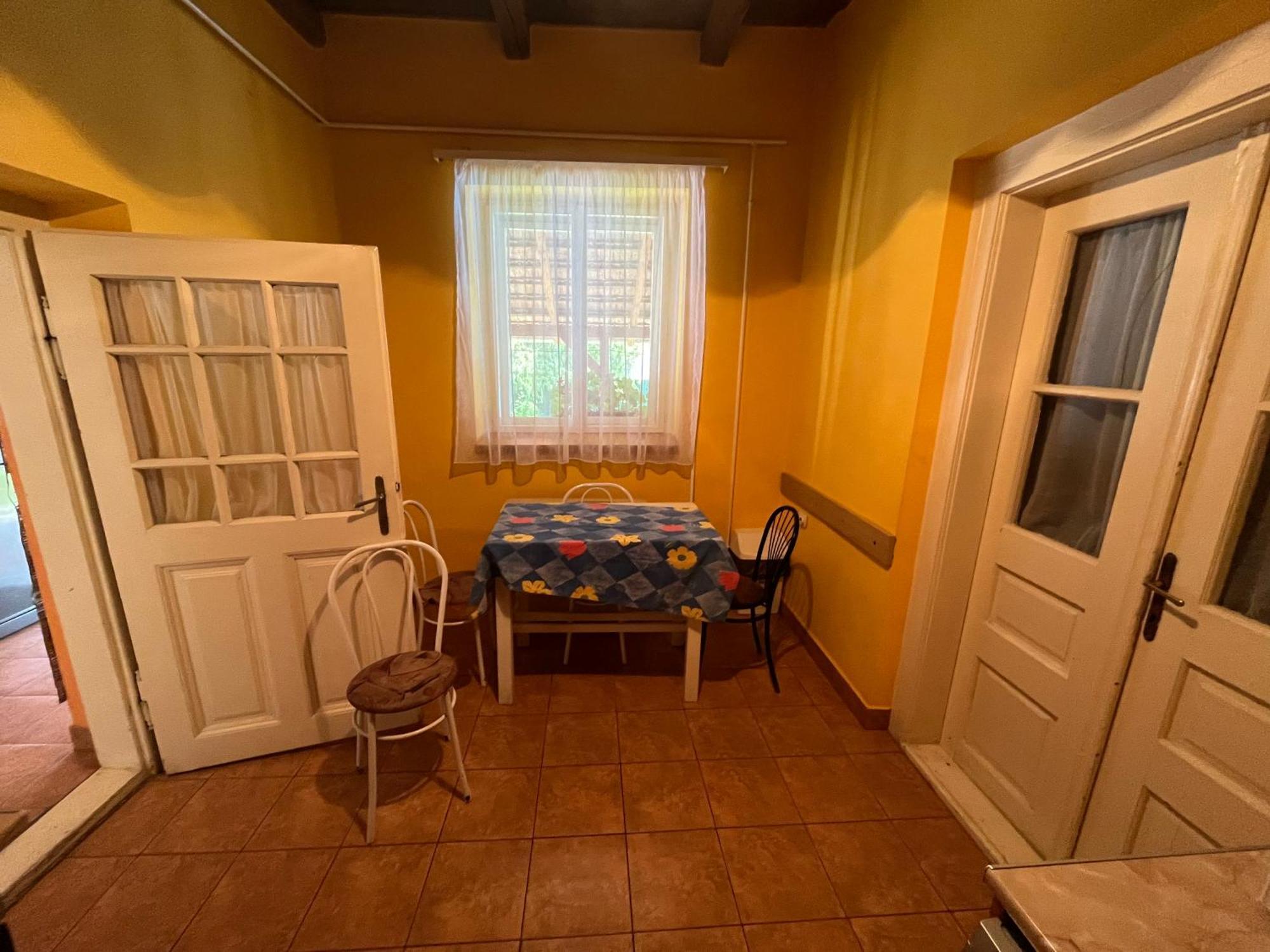 Tiszavirag Apartman Tiszakeszi エクステリア 写真