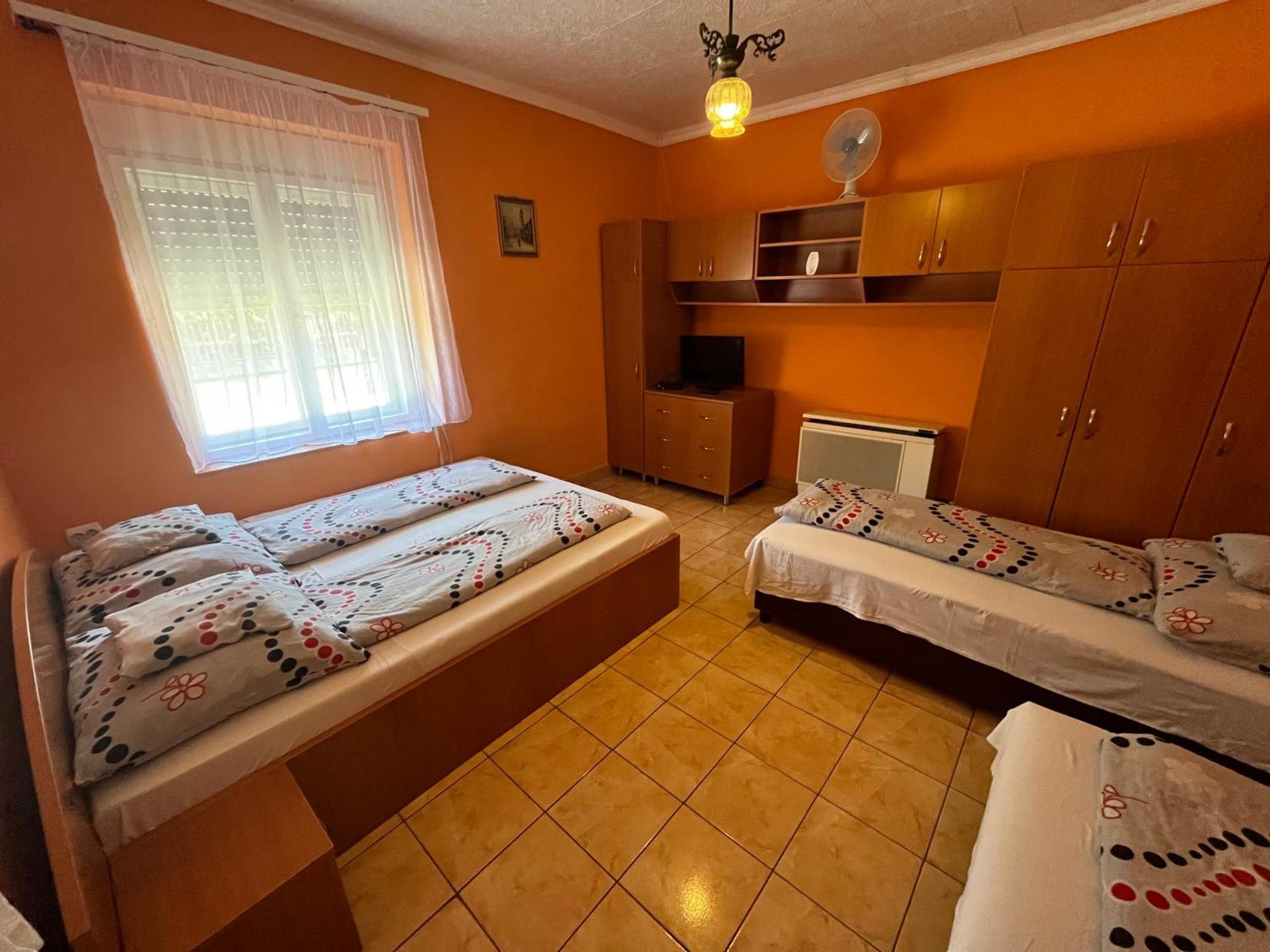 Tiszavirag Apartman Tiszakeszi エクステリア 写真