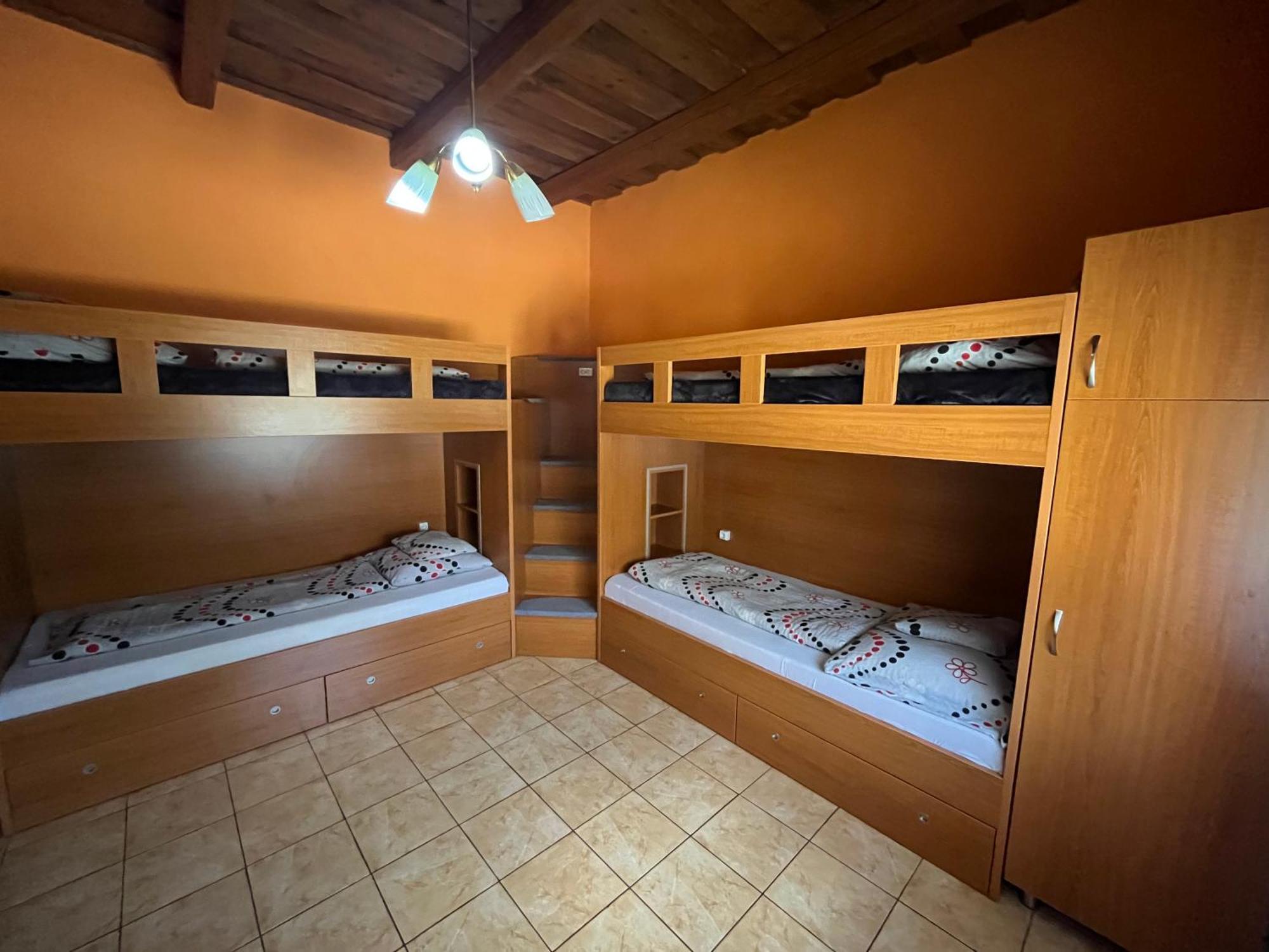 Tiszavirag Apartman Tiszakeszi エクステリア 写真
